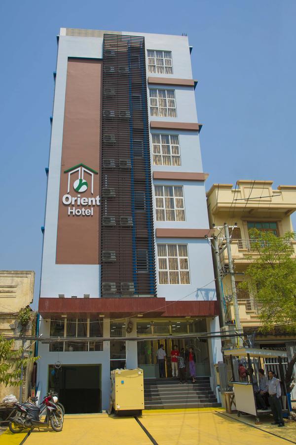 Orient Hotel Mandalay Exterior foto